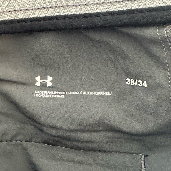 Under Armour Men’s Golf Pants (Black) Size 38 - Picture 2 of 2